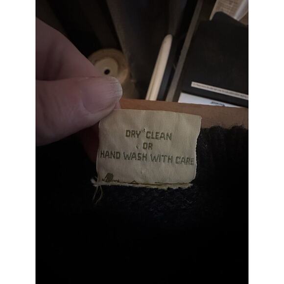 VINTAGE Falcarragh Ireland Wool Sweater Mens Sz M Geometric Abstract Chunky Knit - Picture 5 of 9